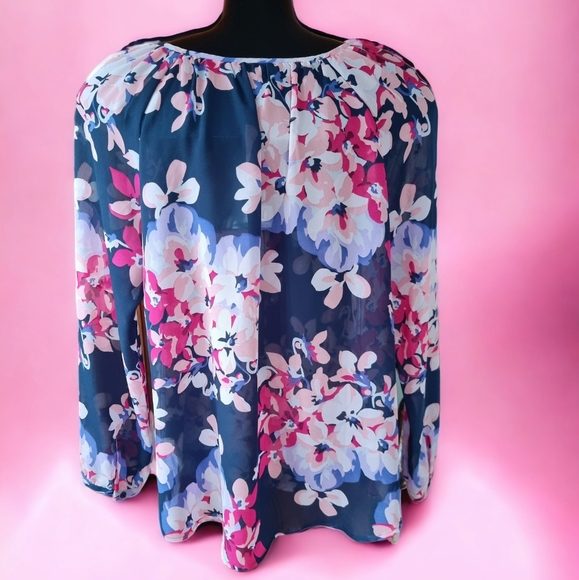 Gap Sheer Floral Flowy Blouse - Picture 2 of 8